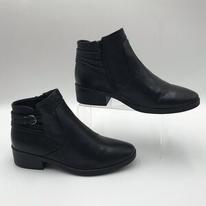 Women’s BareTraps Ankle Boots
